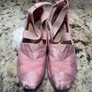 TOMS Kids Shimmering Pink Alpargata ballerina style slip on flat Sneakers